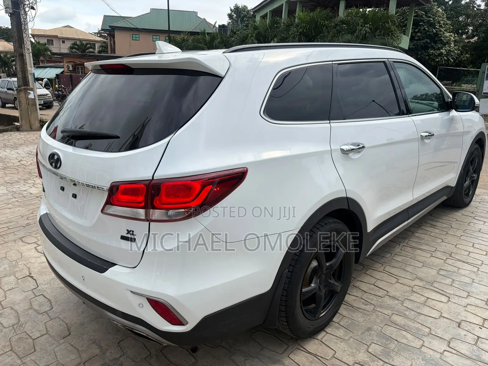 Hyundai Santa Fe Limited Ultimate FWD 2017 White