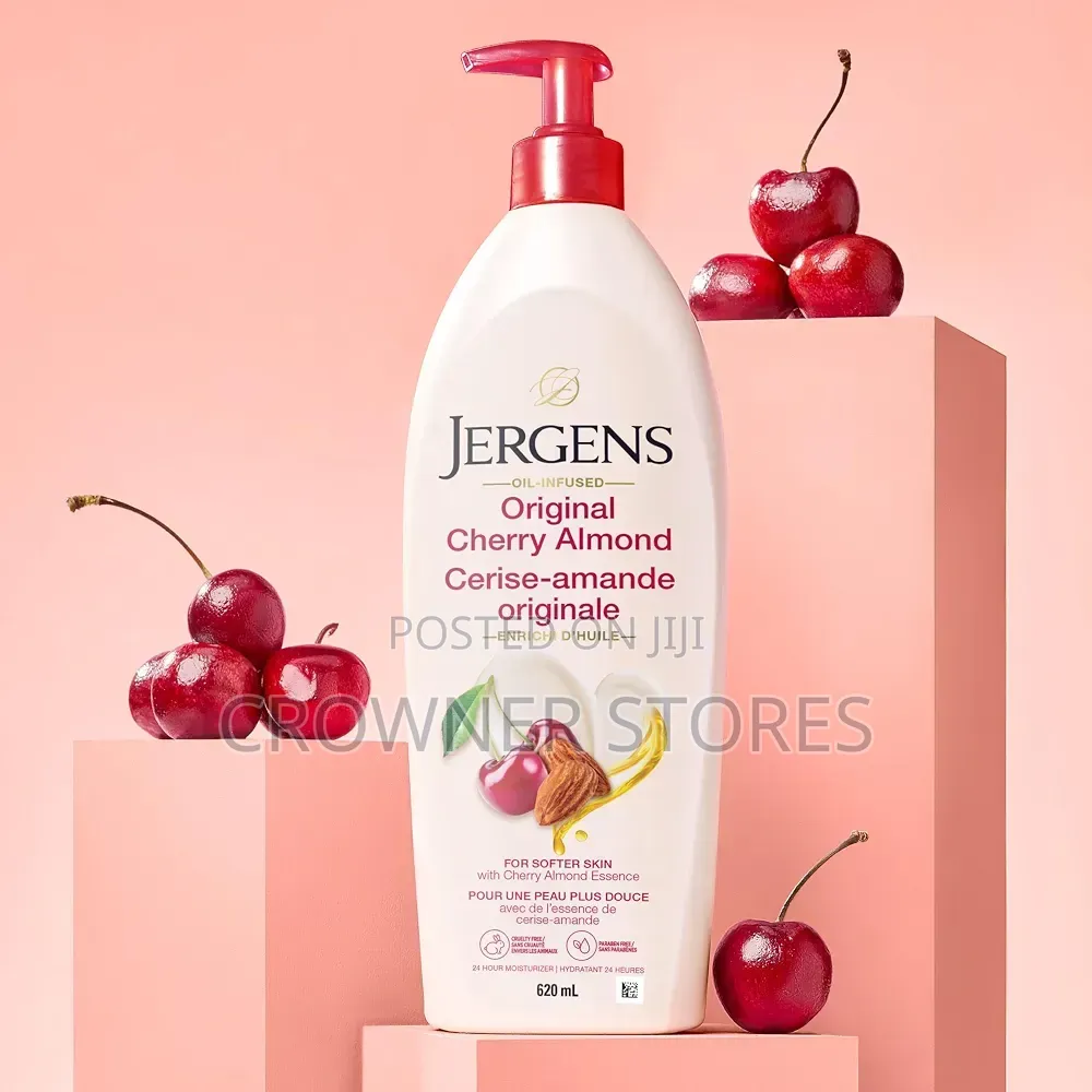 Jergens Original Cherry Almond Moisturizer Lotion for Dry Skin 620 mL