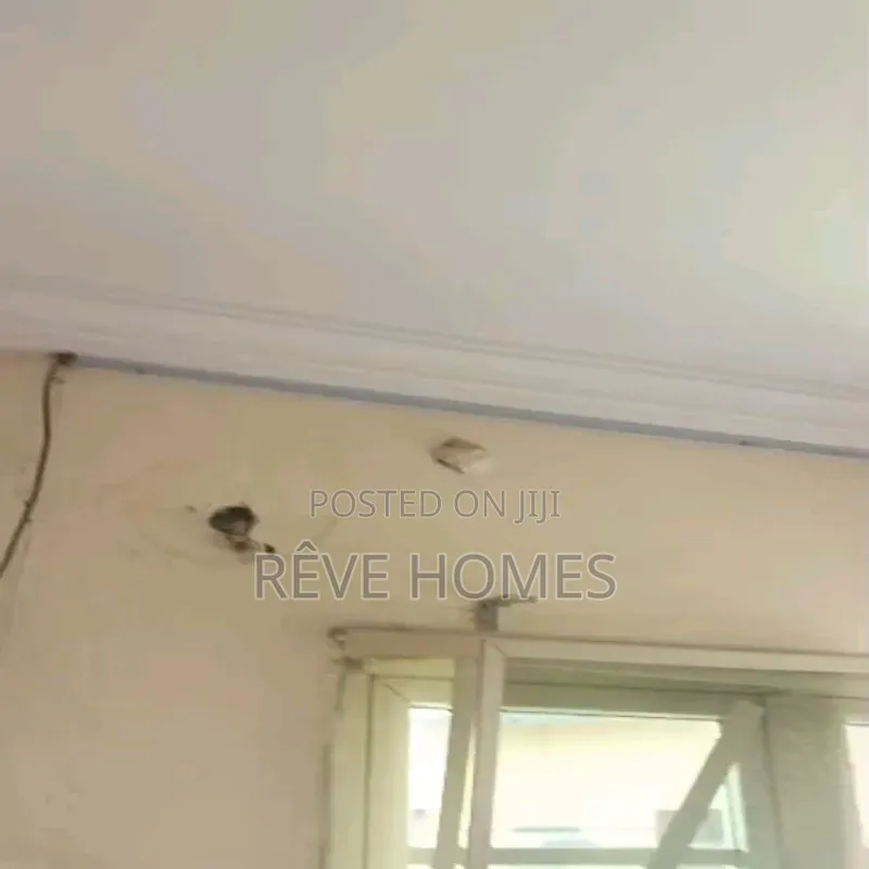 5bdrm Duplex in Phase 2 for rent