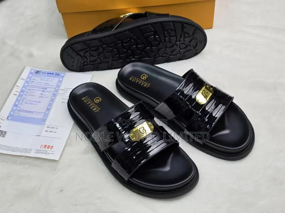 Classic Black Pam Slippers KNS 8d