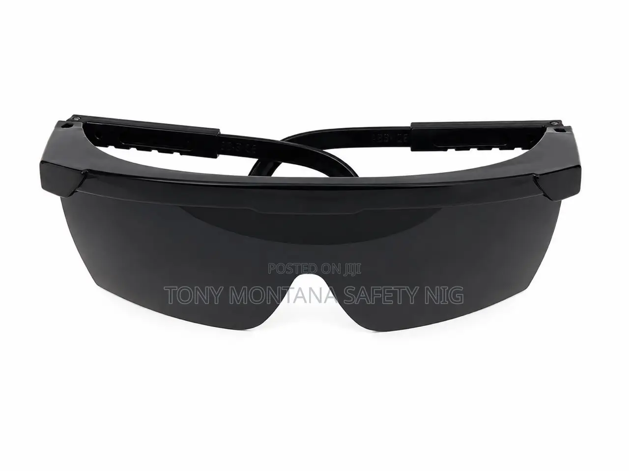 Safety Glasses - Protective Eyewear - Anti Dust and Impact
