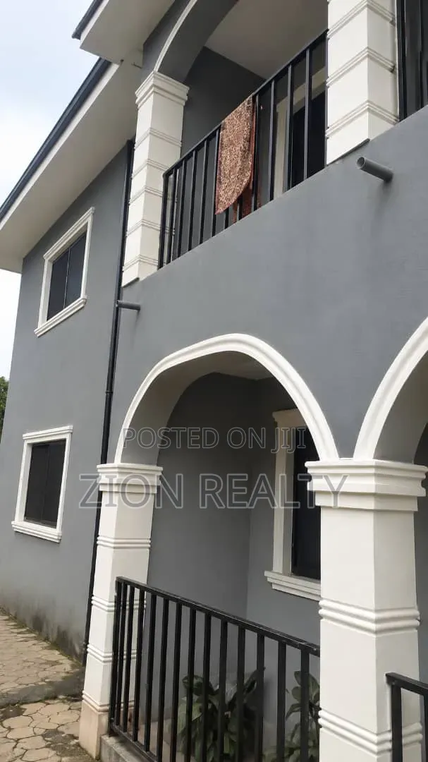 3bdrm Apartment in Teacher'S Estate, Awoyaya for rent