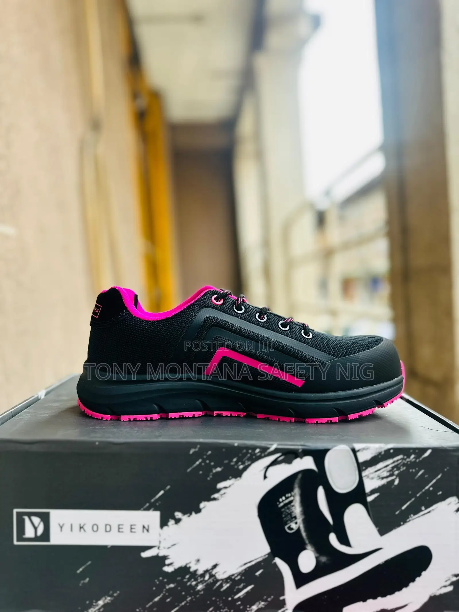 YIKODEEN Low Cut Safety Shoe - Sporty Steel Toe Sneaker