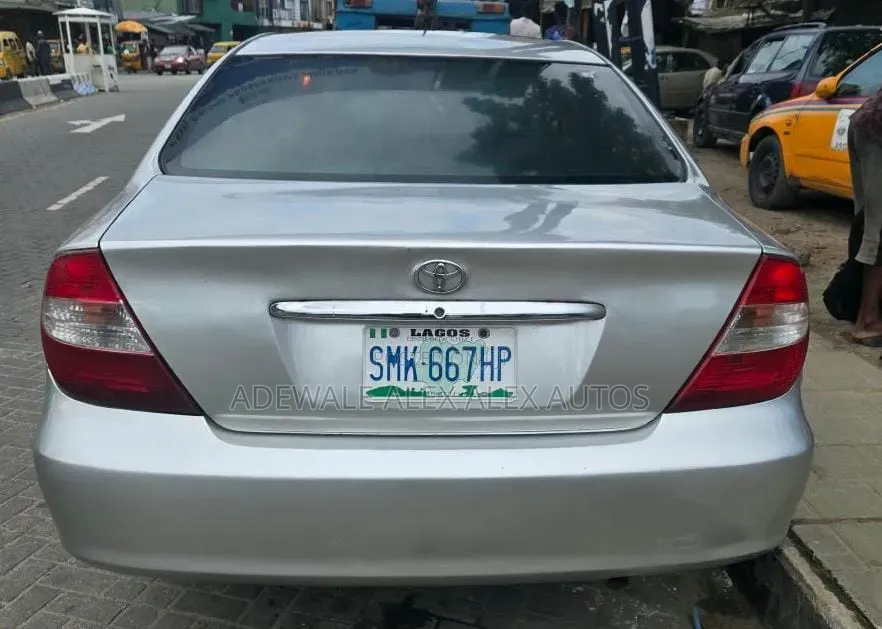 Toyota Camry 2004 Silver