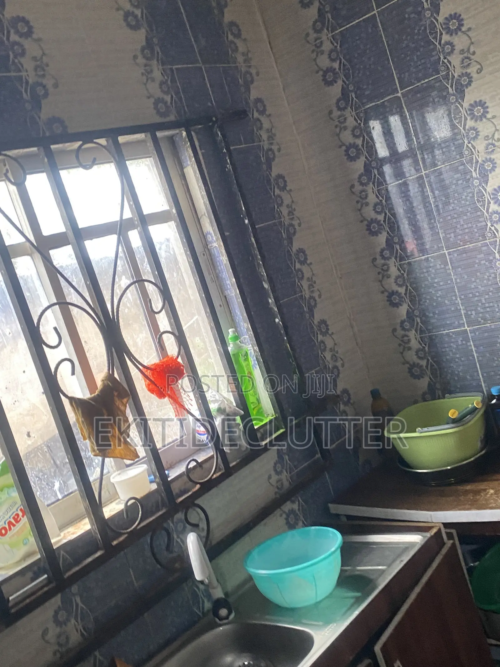 8bdrm Bungalow in Orire Estate, Ado Ekiti for sale