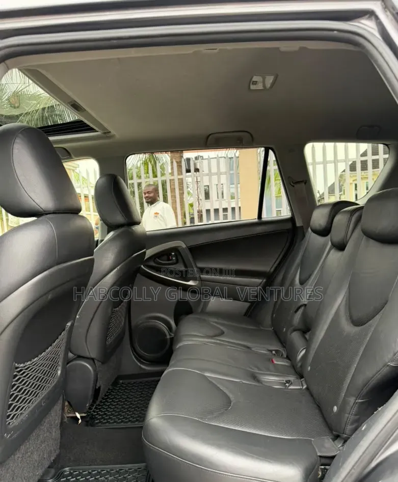 Toyota RAV4 Limited V6 4x4 2009 Silver