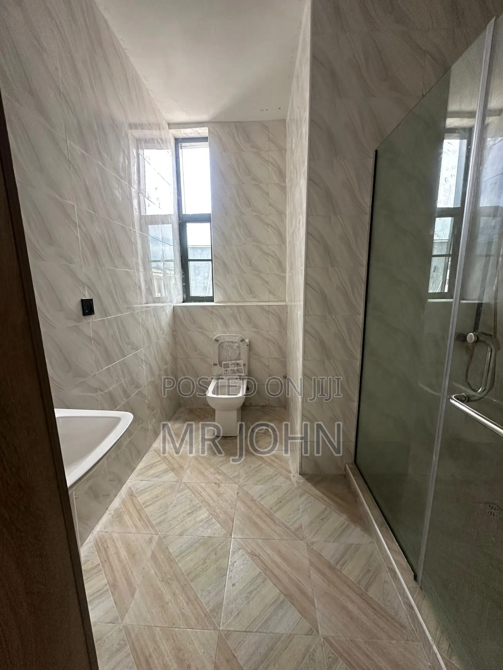 3bdrm Duplex in Ajah Ogombo Road, Abraham Adesanya Estate for rent