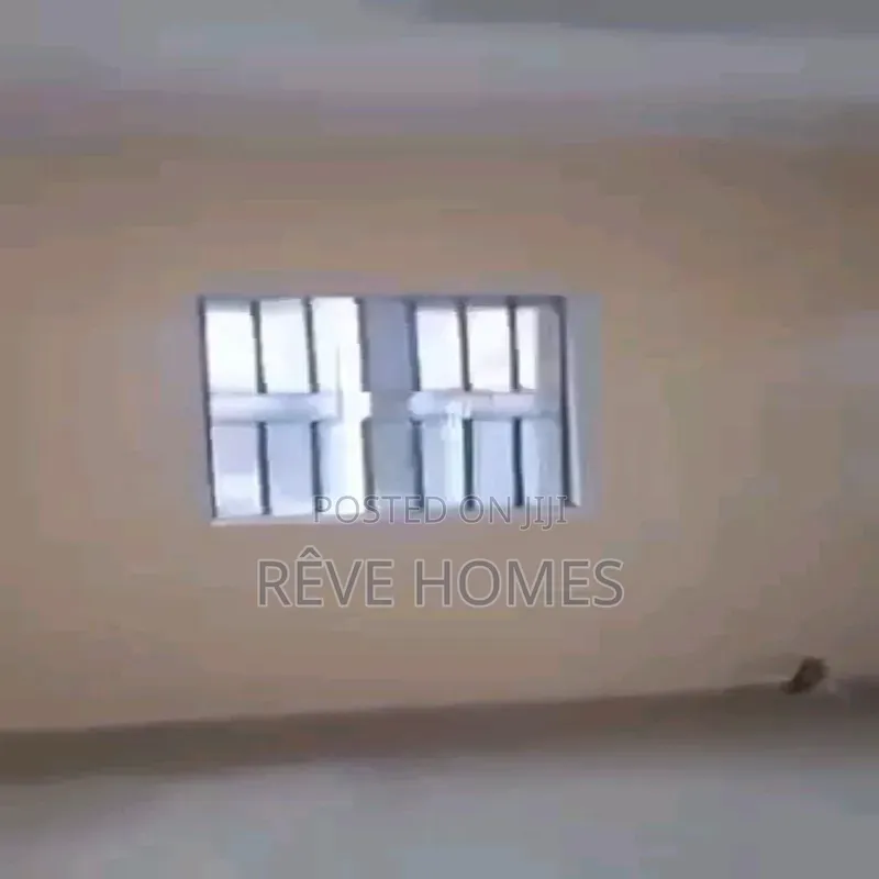 3bdrm Block of Flats in Medina for rent