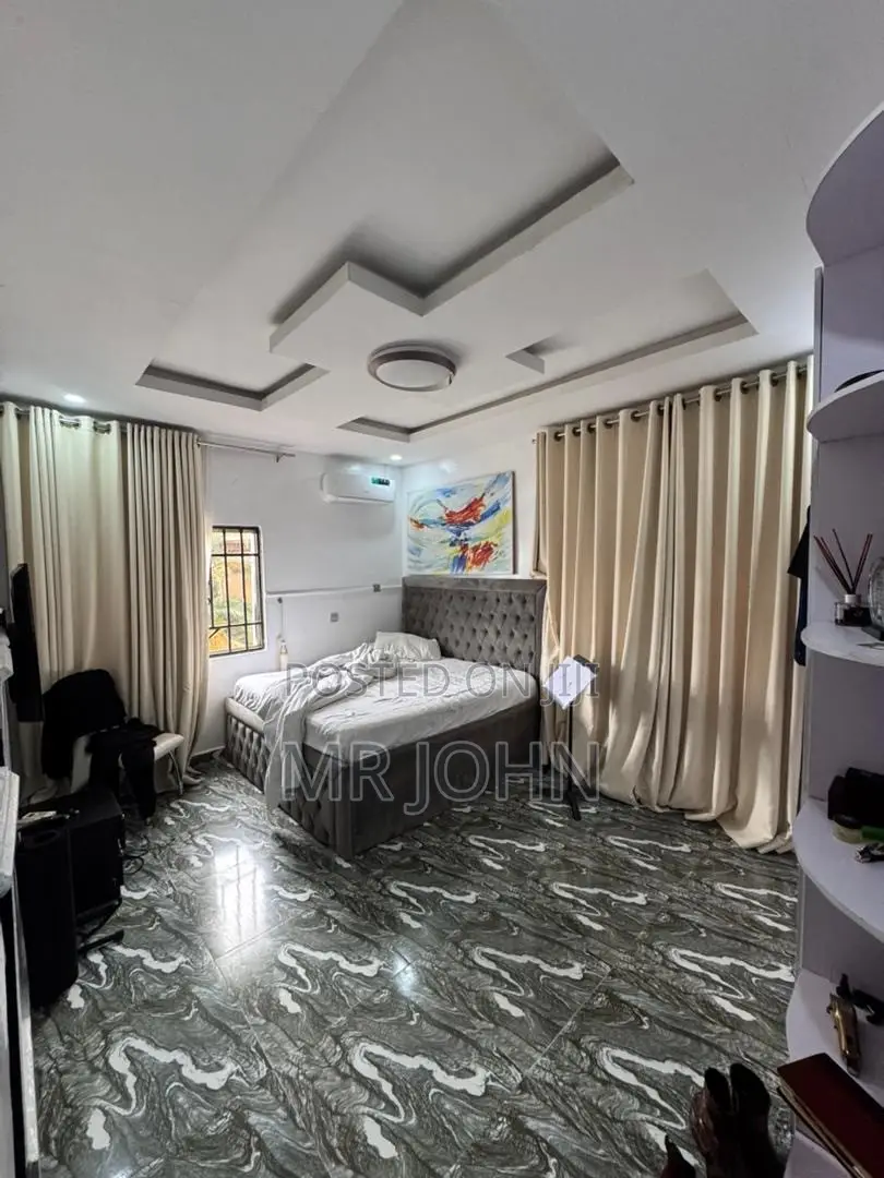 3bdrm Apartment in Abraham Adesanya for sale