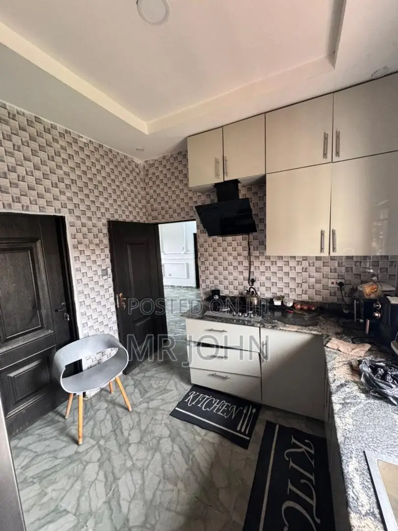 3bdrm Apartment in Abraham Adesanya for sale