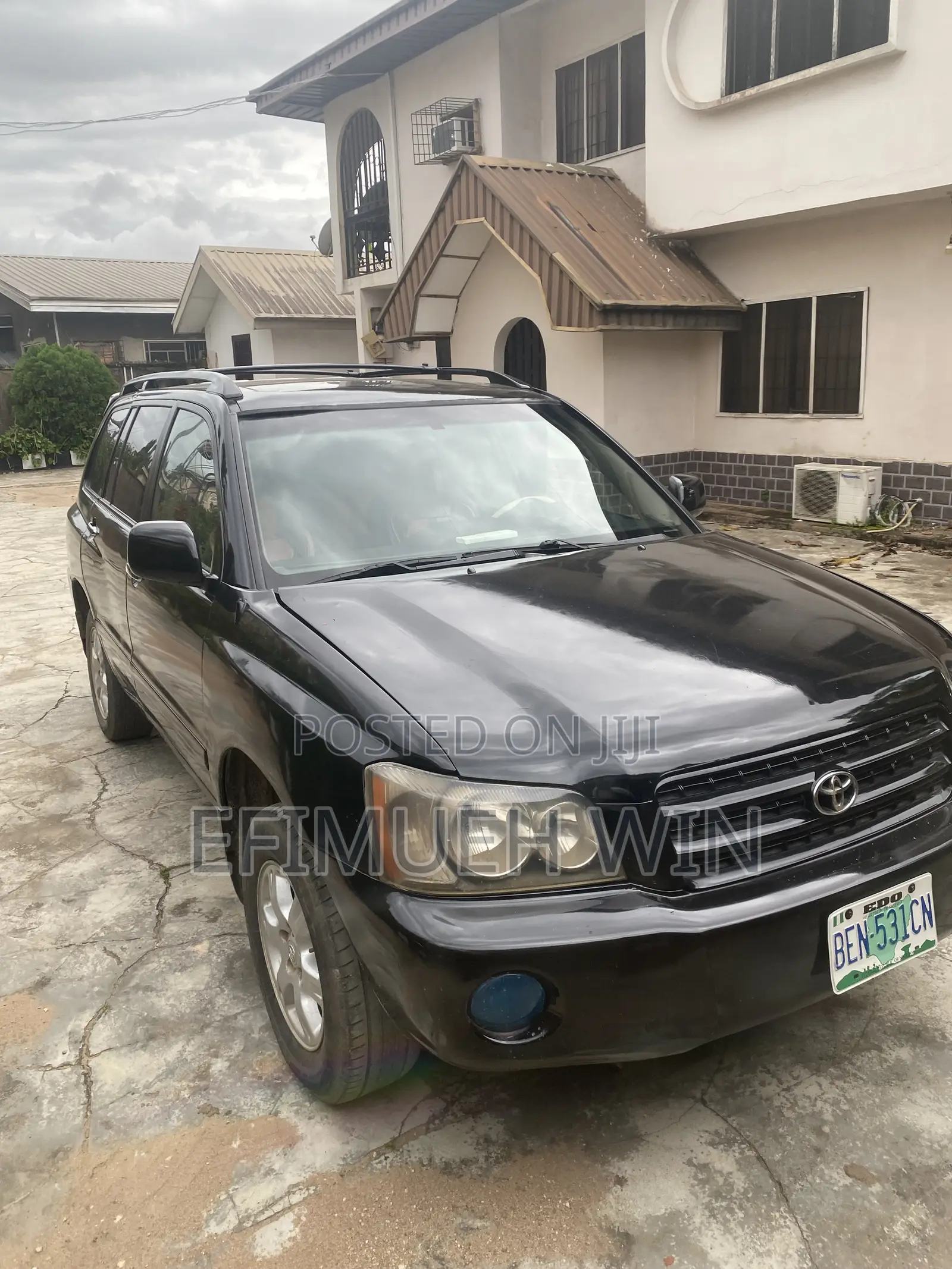 Toyota Highlander Base FWD 2003 Black