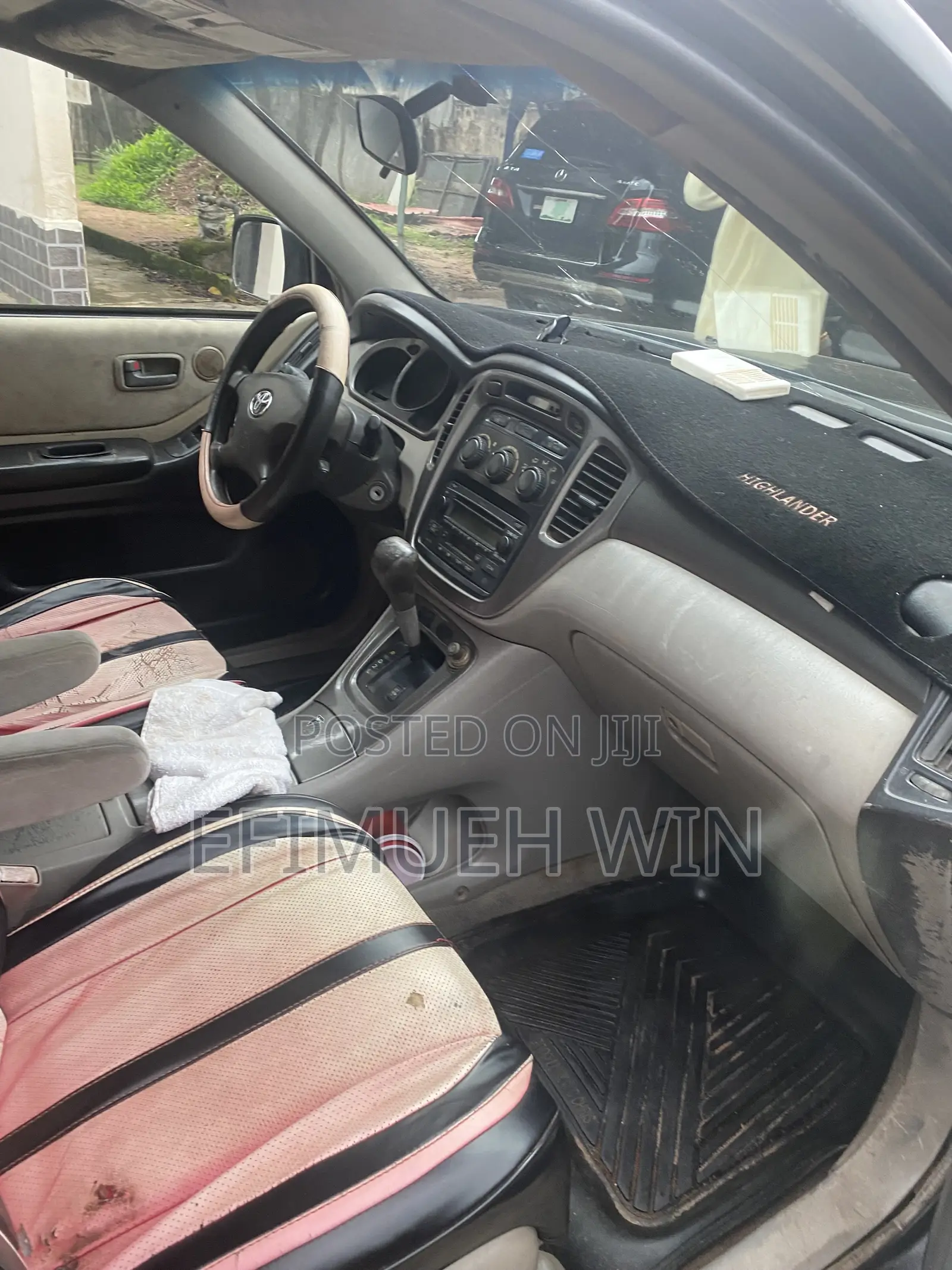 Toyota Highlander Base FWD 2003 Black