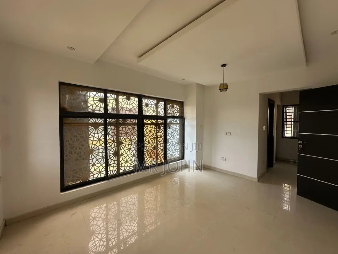 4bdrm House in Lekki Scheme 2, Abraham Adesanya Estate for rent