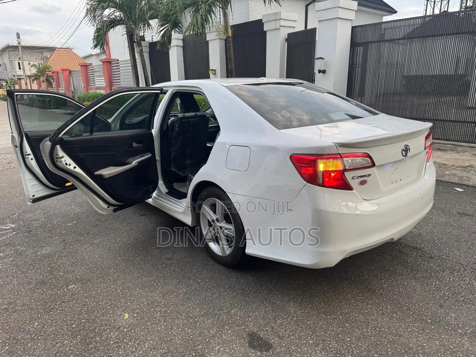 Toyota Camry 2013 White