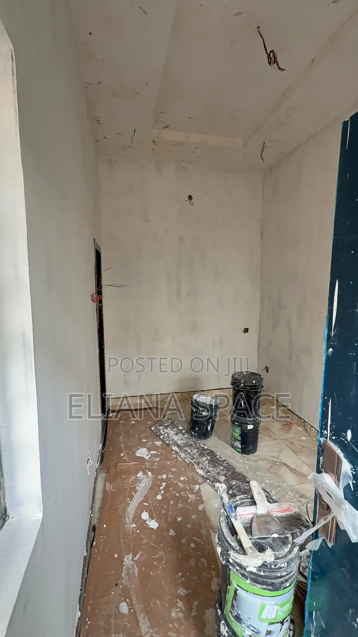 4bdrm Duplex in Ikeja, Allen Avenue for sale