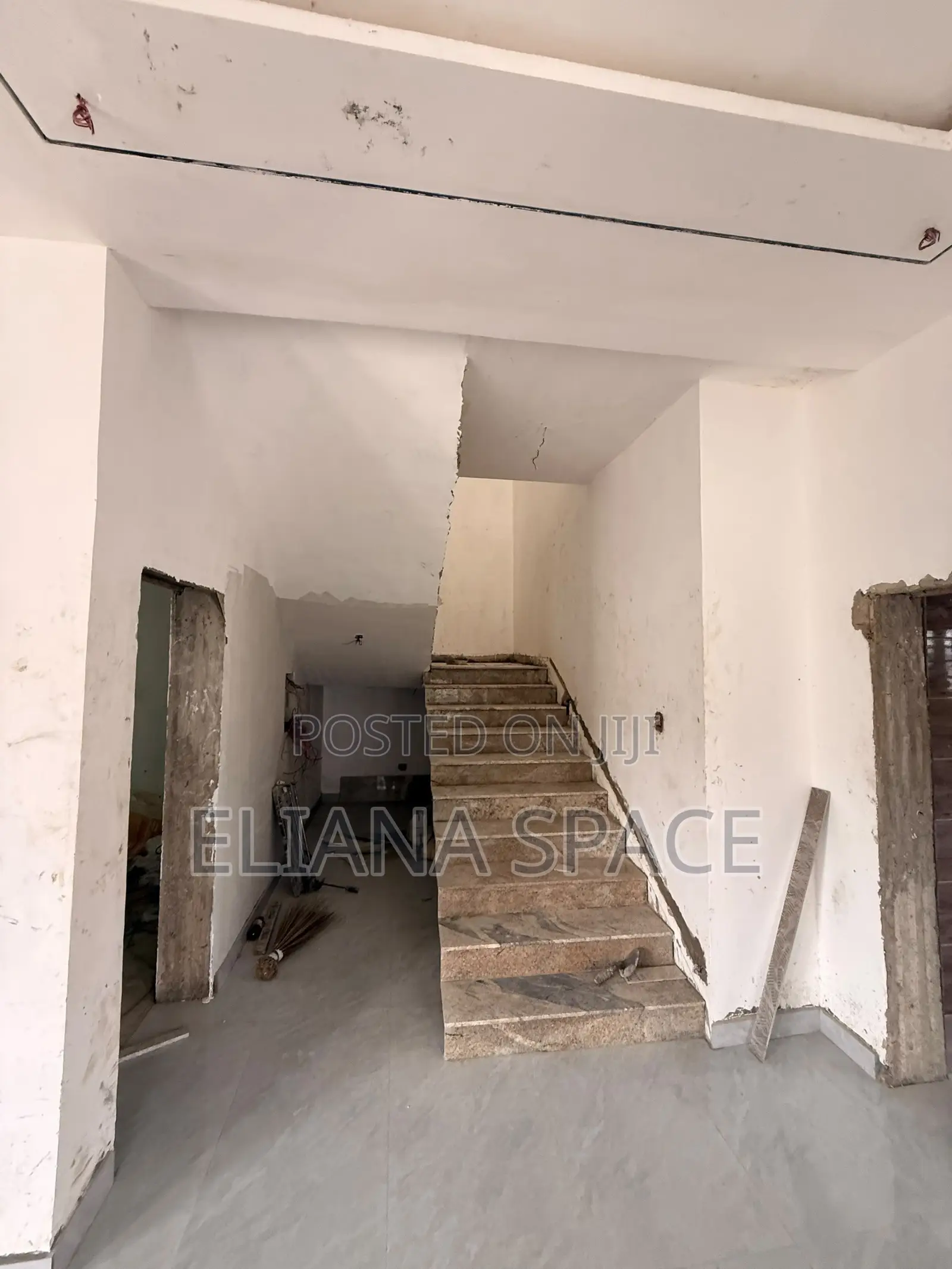 4bdrm Duplex in Ikeja, Allen Avenue for sale