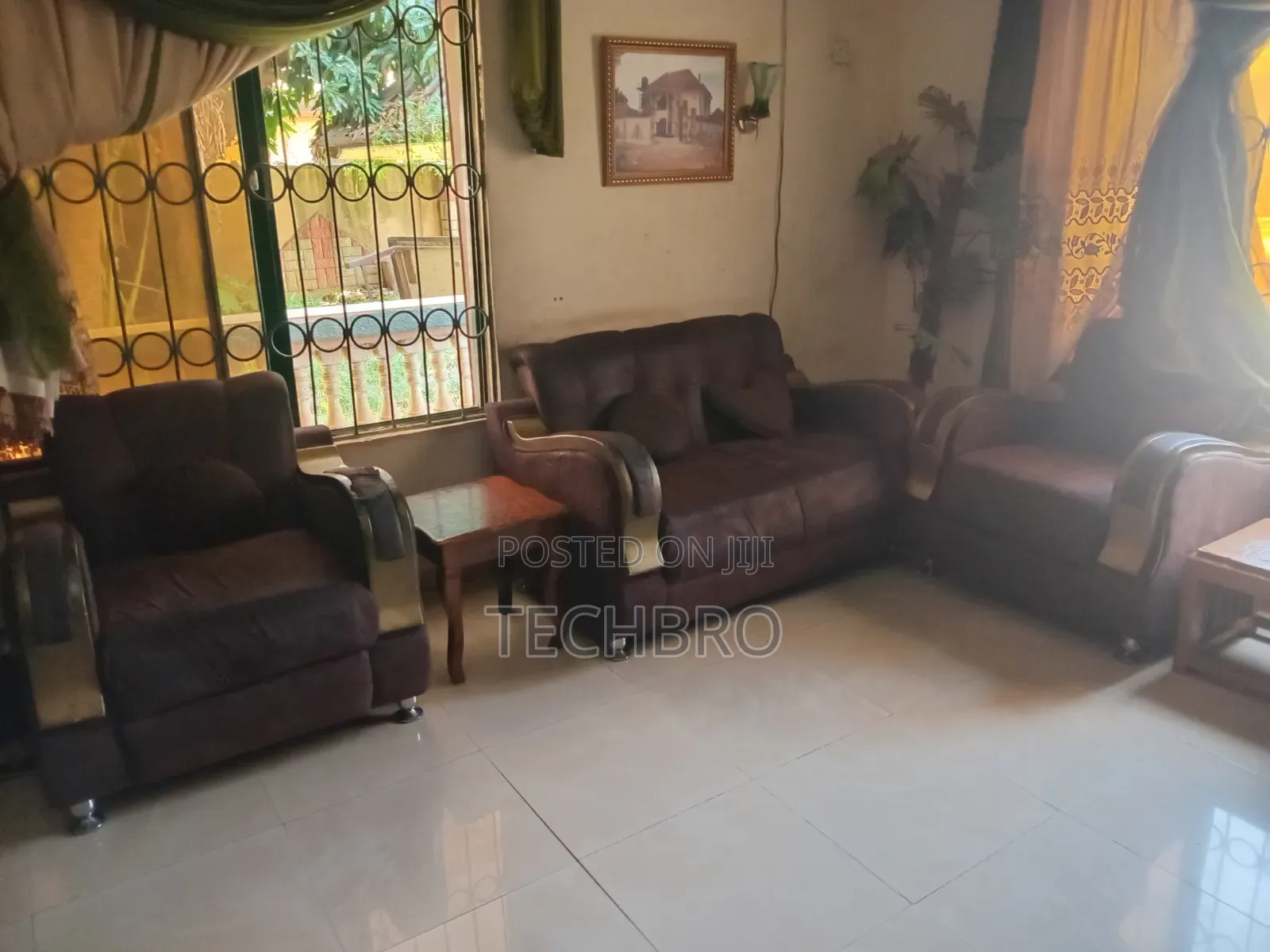 Palour Couch Chair