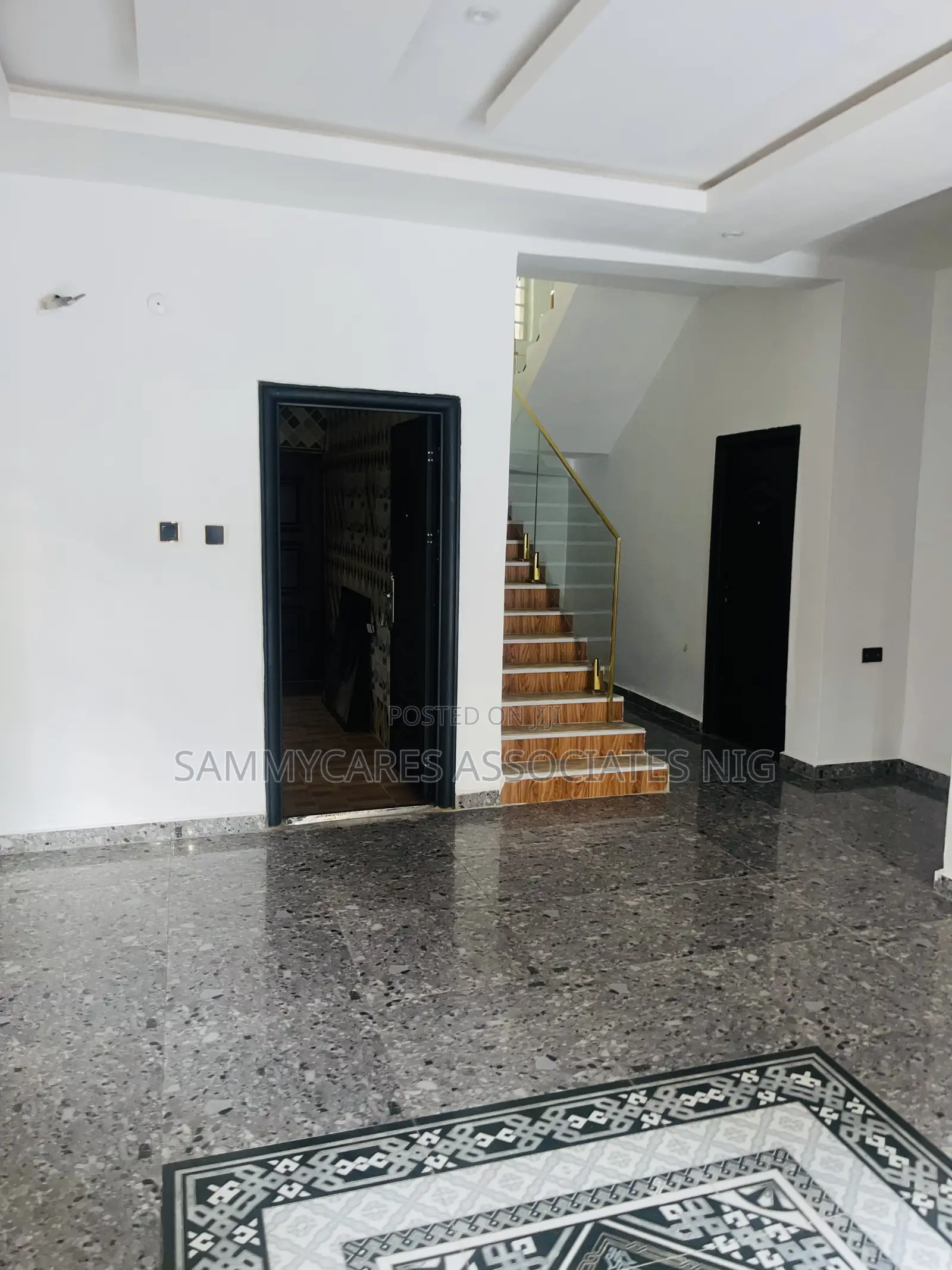 Furnished 5bdrm Duplex in Owerri for sale