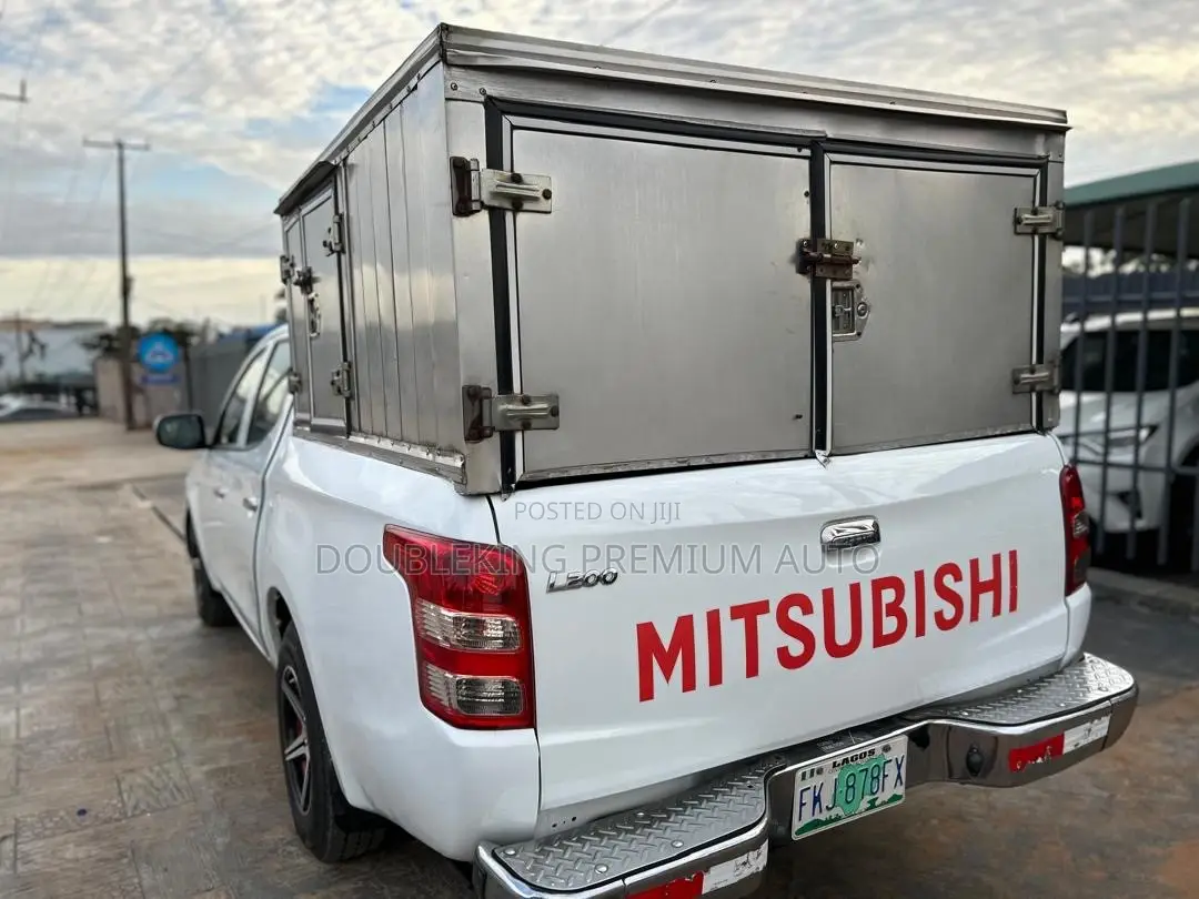Mitsubishi L200 2019 White