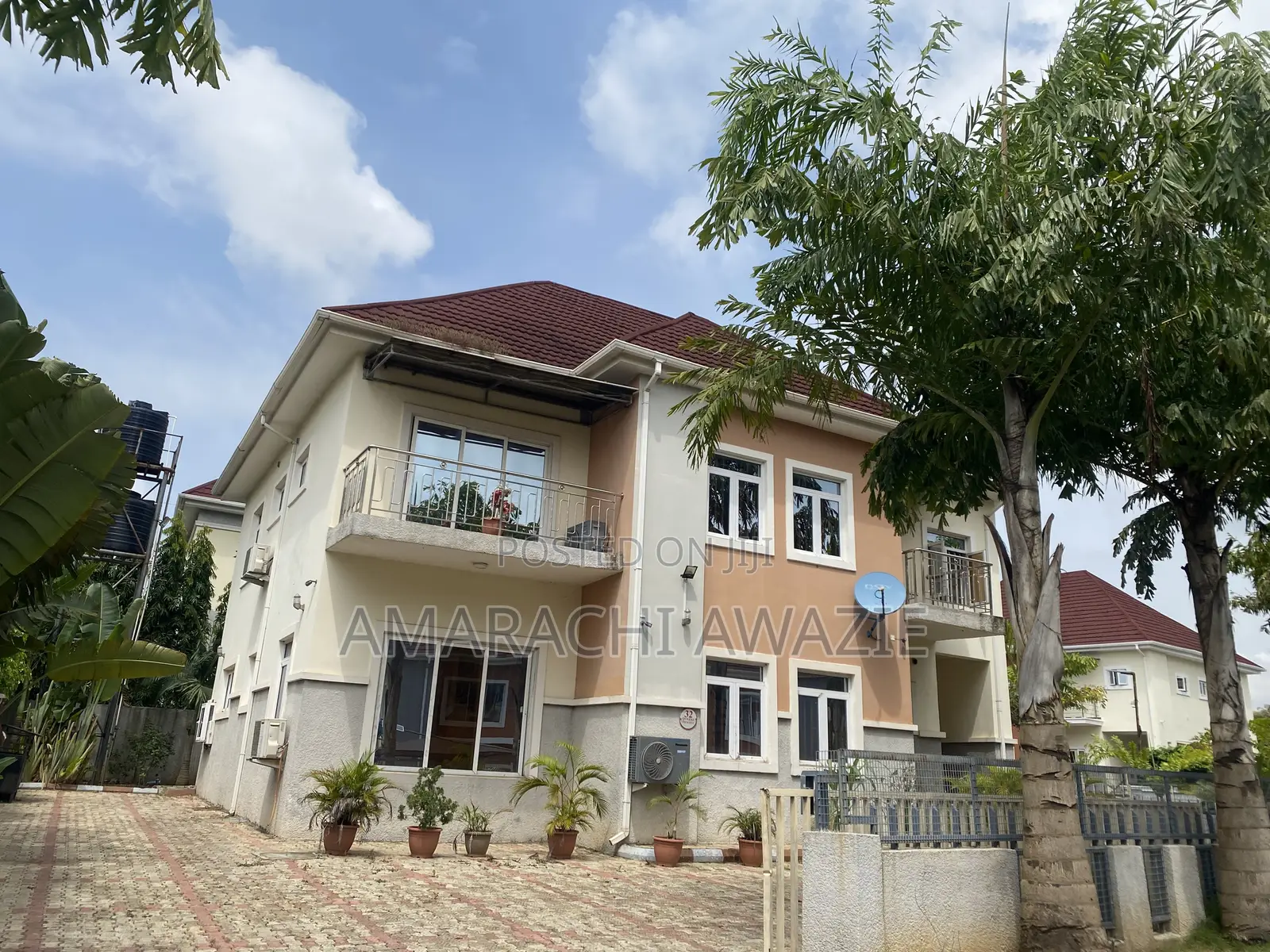 4bdrm Duplex in Idu for sale
