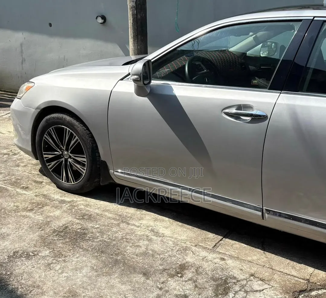 Lexus ES 350 2010 Silver