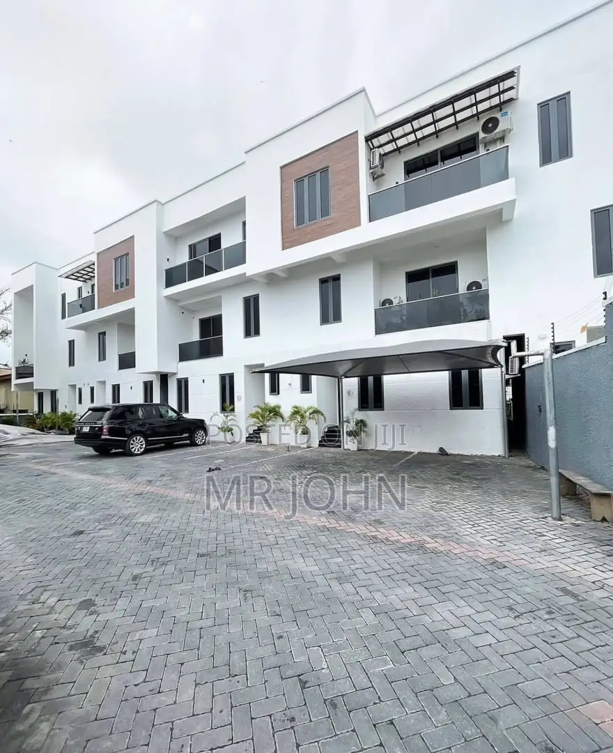 4bdrm Duplex in Lekki Phase 1 Owo Pr for rent