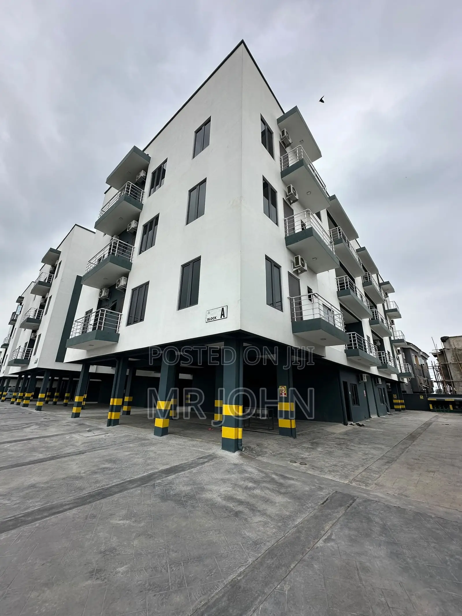 2bdrm Apartment in Orchid Road Mercy Pr, Lekki for sale