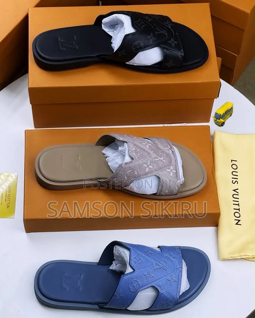 | Now in Store |* Louis Vuitton Slipppers/ Palm