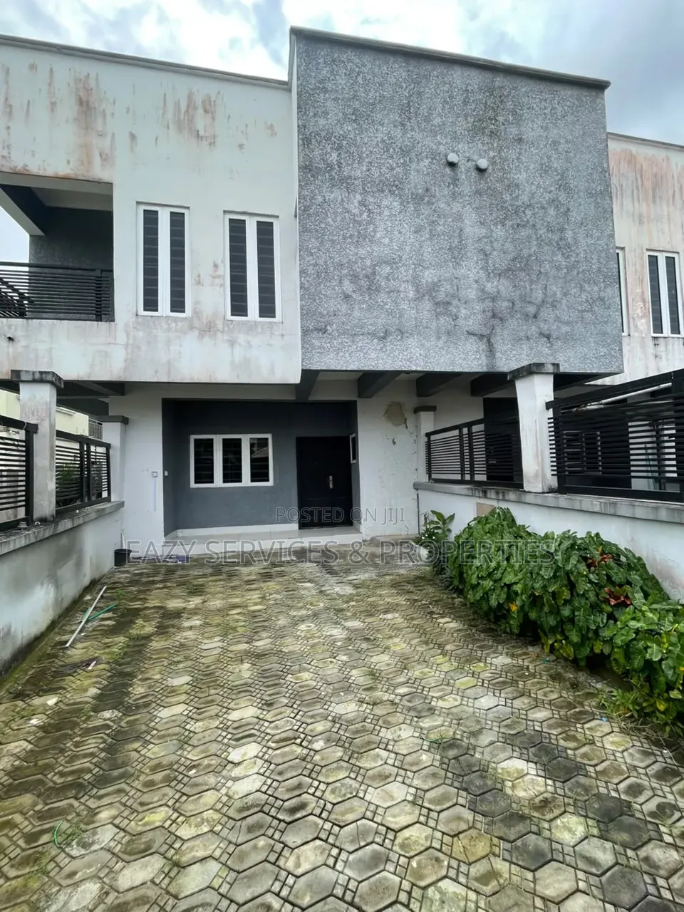 3bdrm Duplex in Mini Estate, Awoyaya for rent