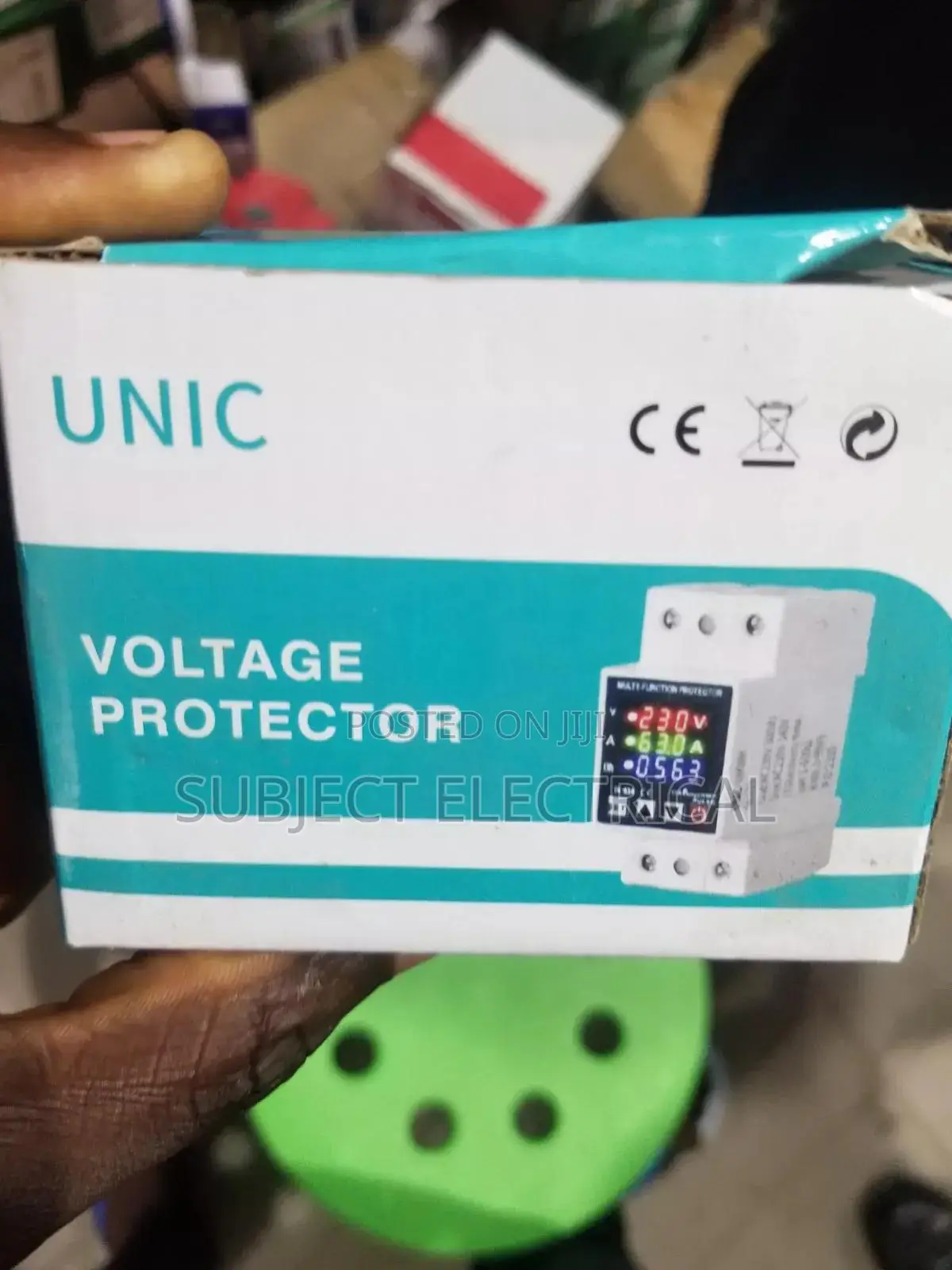 V Voltage Protector Unic