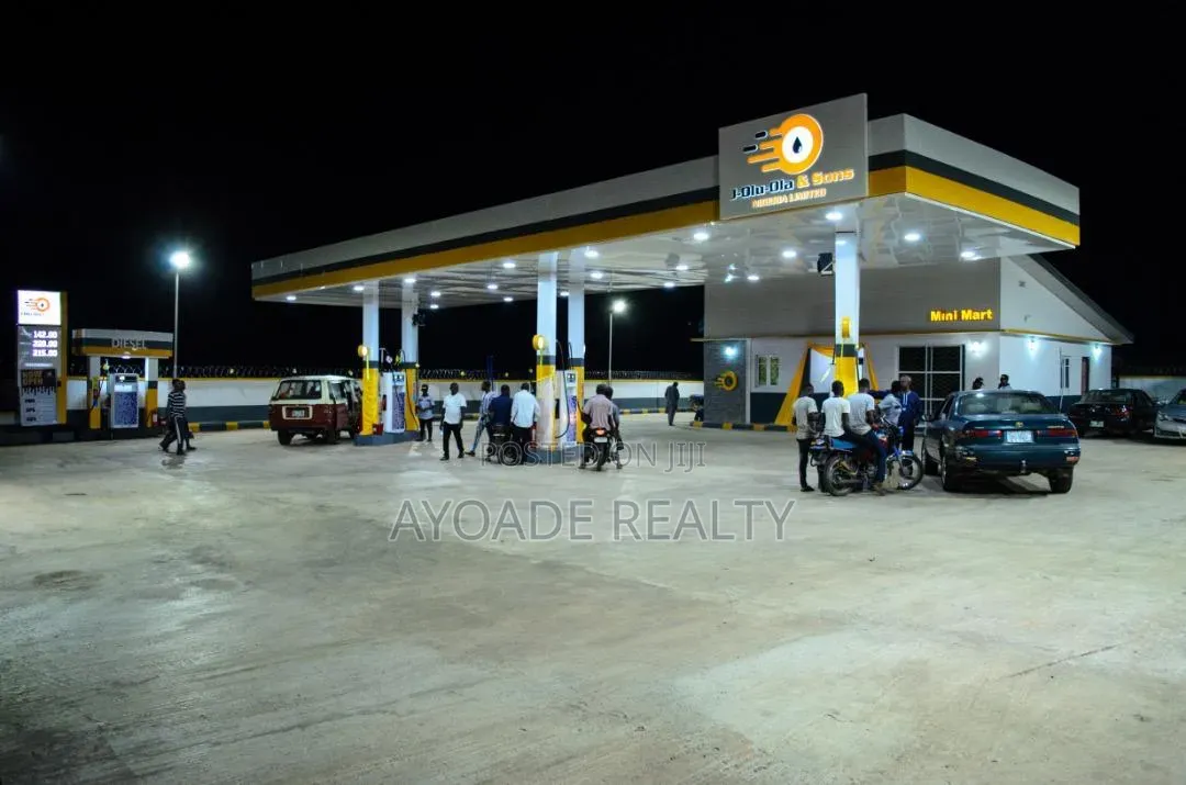 Fully Operational Filling Station for Sale