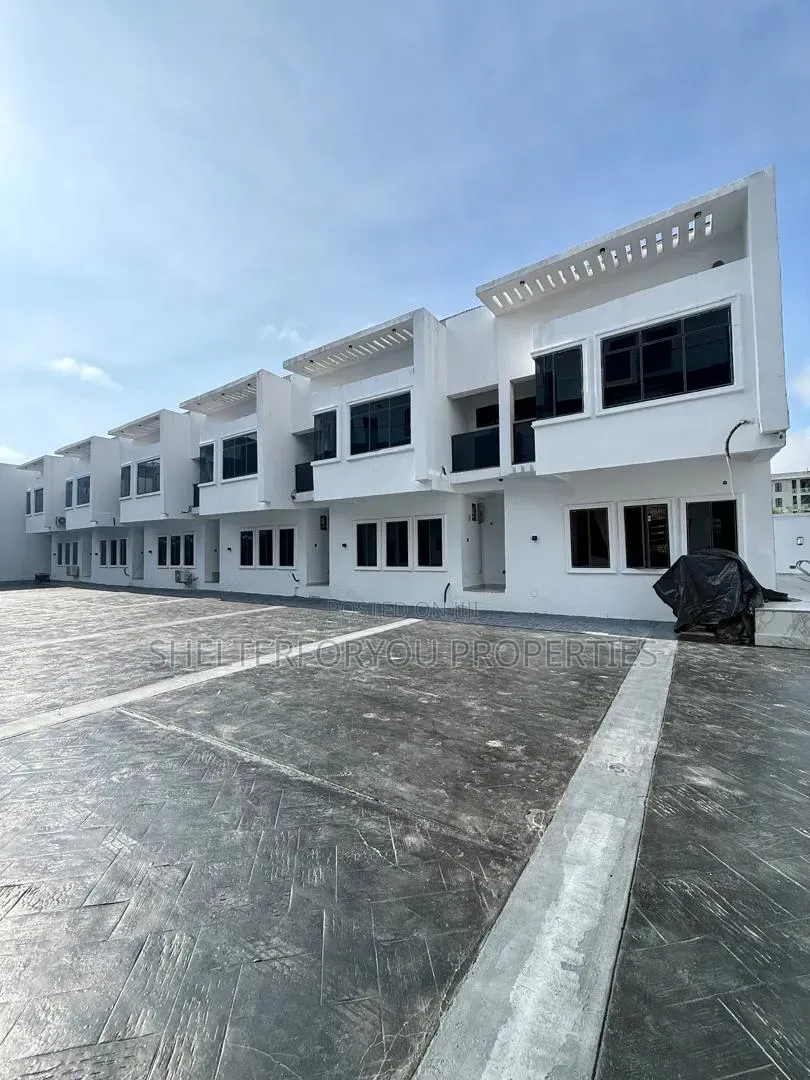 2bdrm Duplex in Lekki Phase 1 for sale