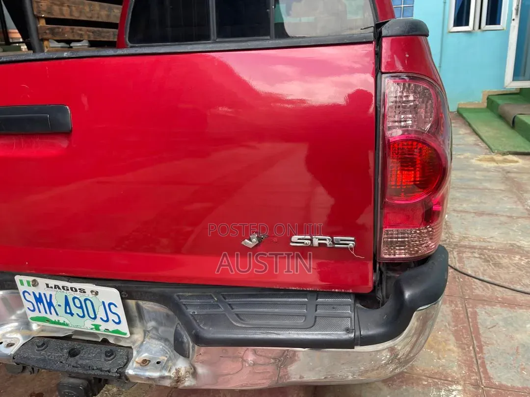 Toyota Tacoma 2008 Red