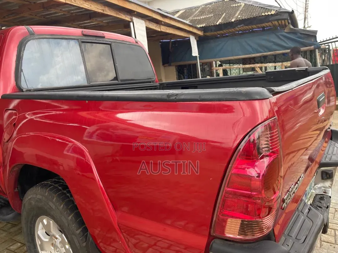 Toyota Tacoma 2008 Red