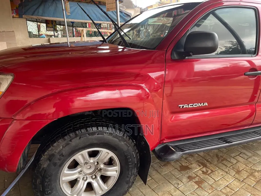 Toyota Tacoma 2008 Red