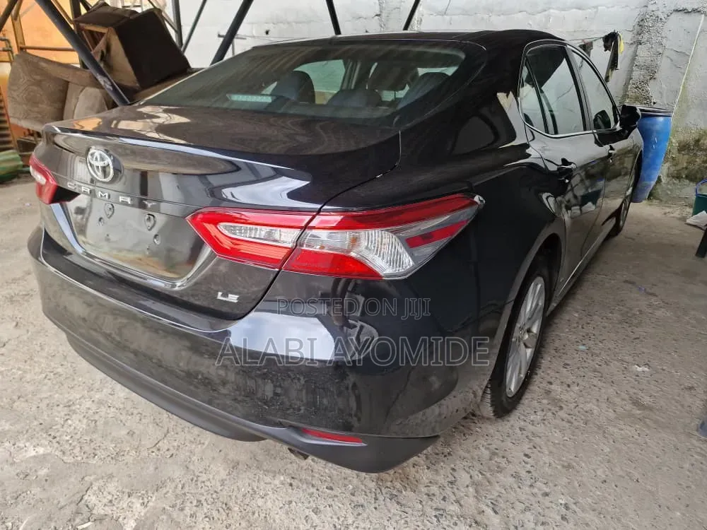 Toyota Camry 2018 Black
