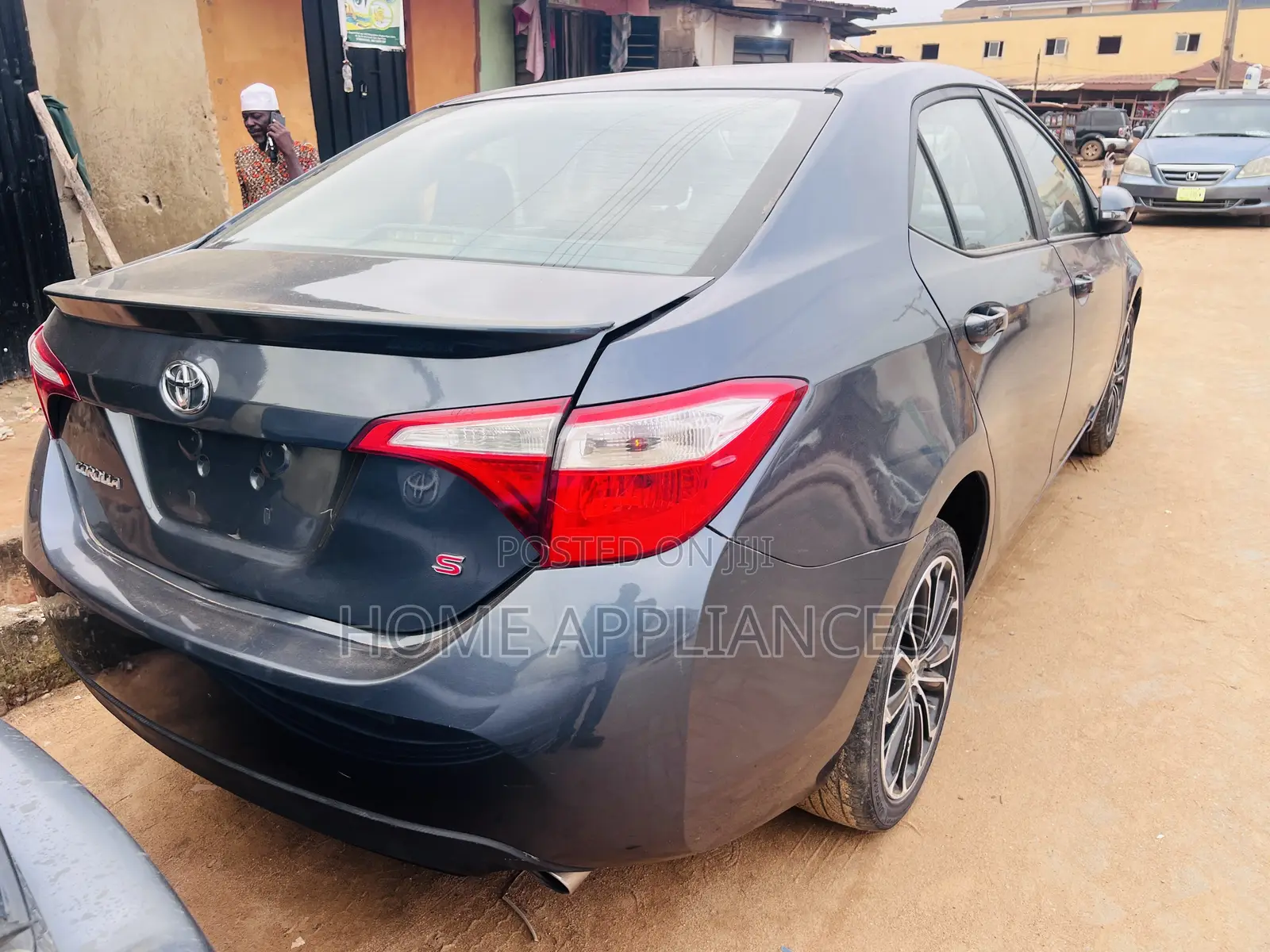 Toyota Corolla S 4dr Sedan (1.8L 4cyl CVT) 2016 Gray