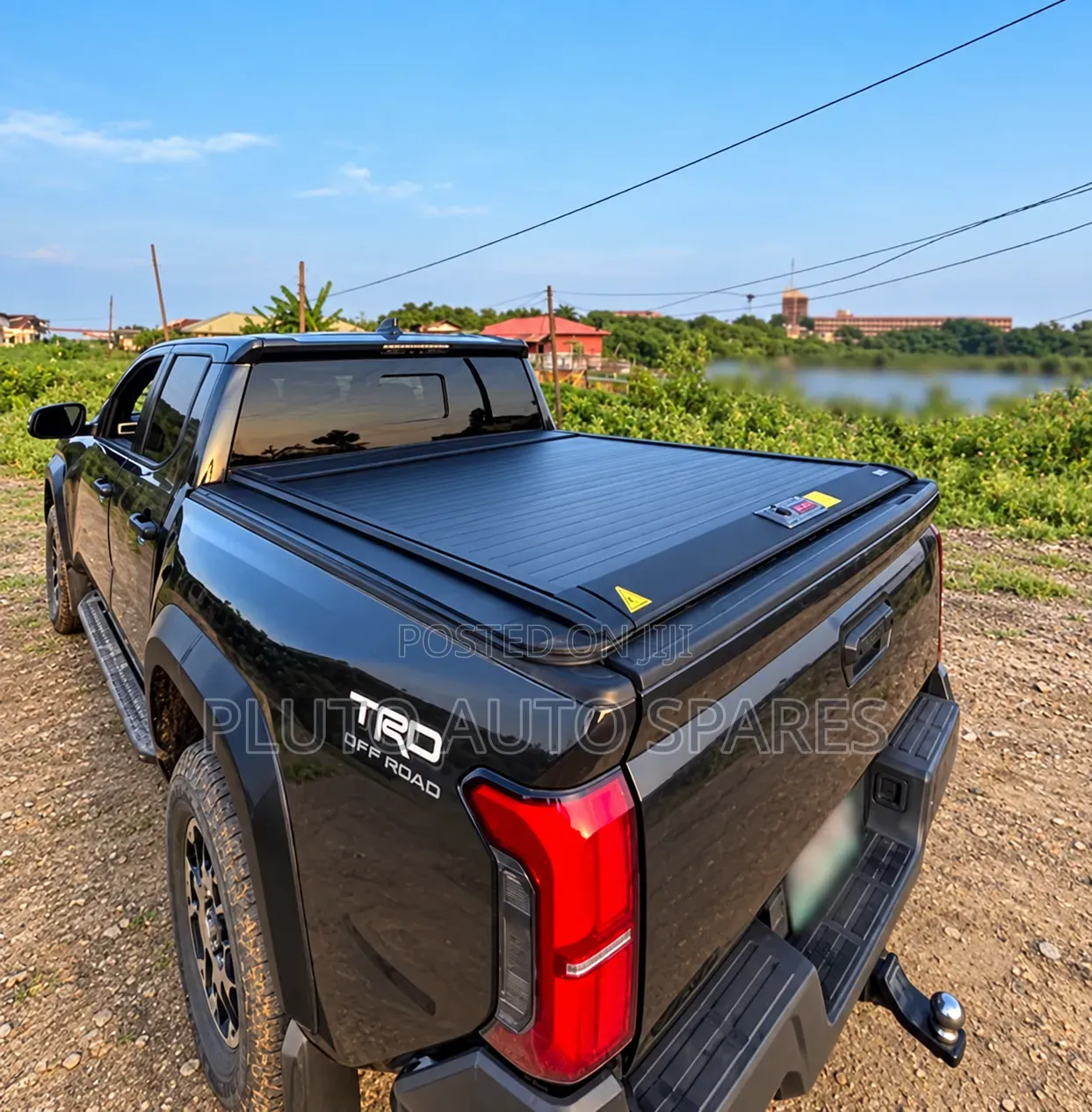 4×4 Aluminum Retractable Tonneau Roller Boot Cover Tacoma 2025