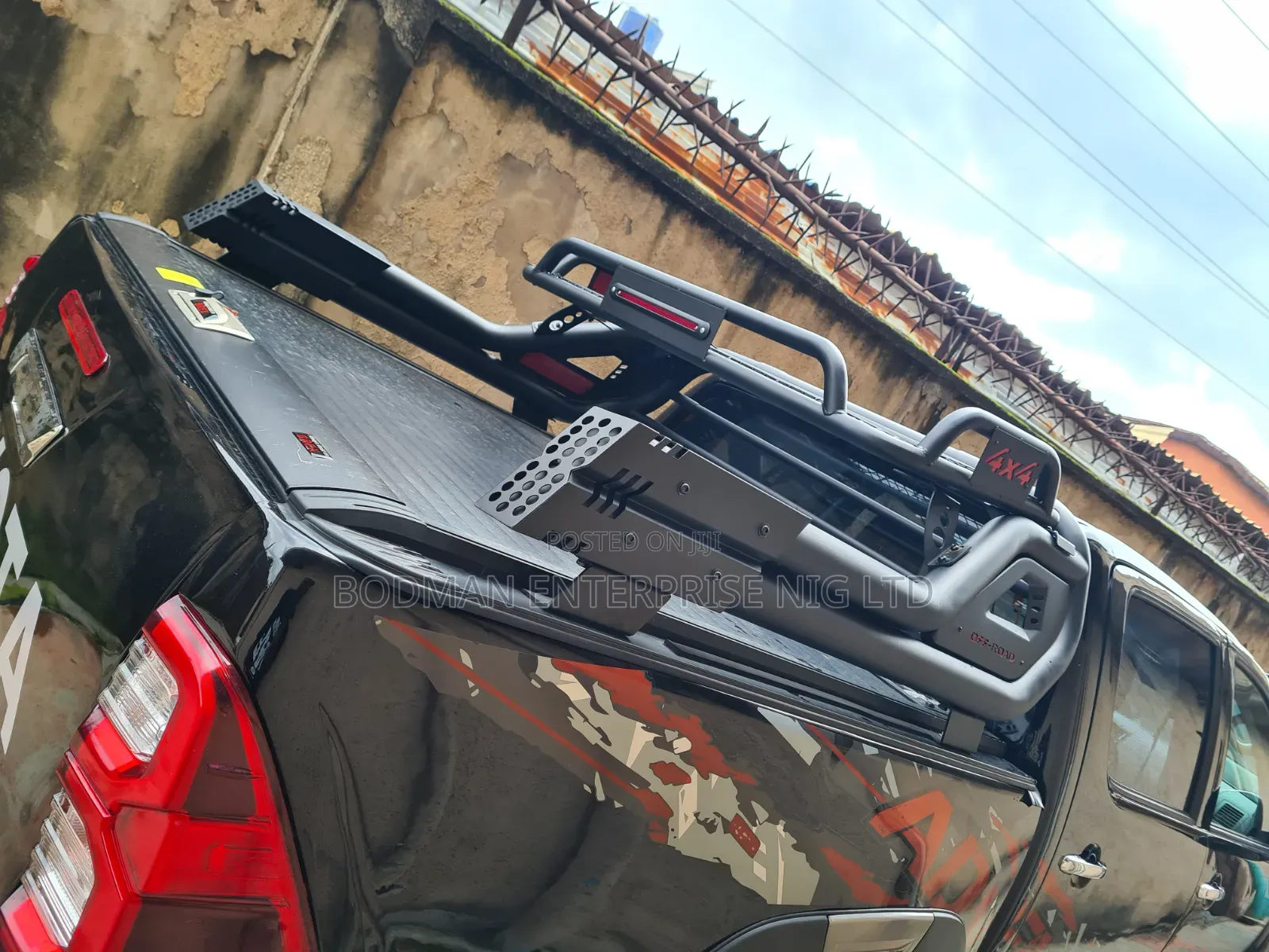 Manual Rolling Boot Cover With Off-Road Double Bar Iron at #÷4