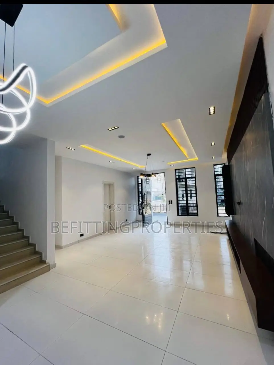 5bdrm Duplex in Lekki for sale