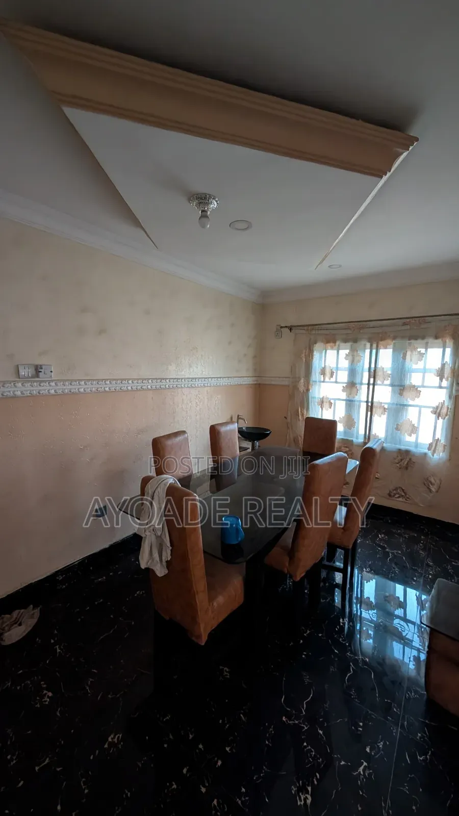 4bdrm Bungalow in Omolaso, Ibadan for sale