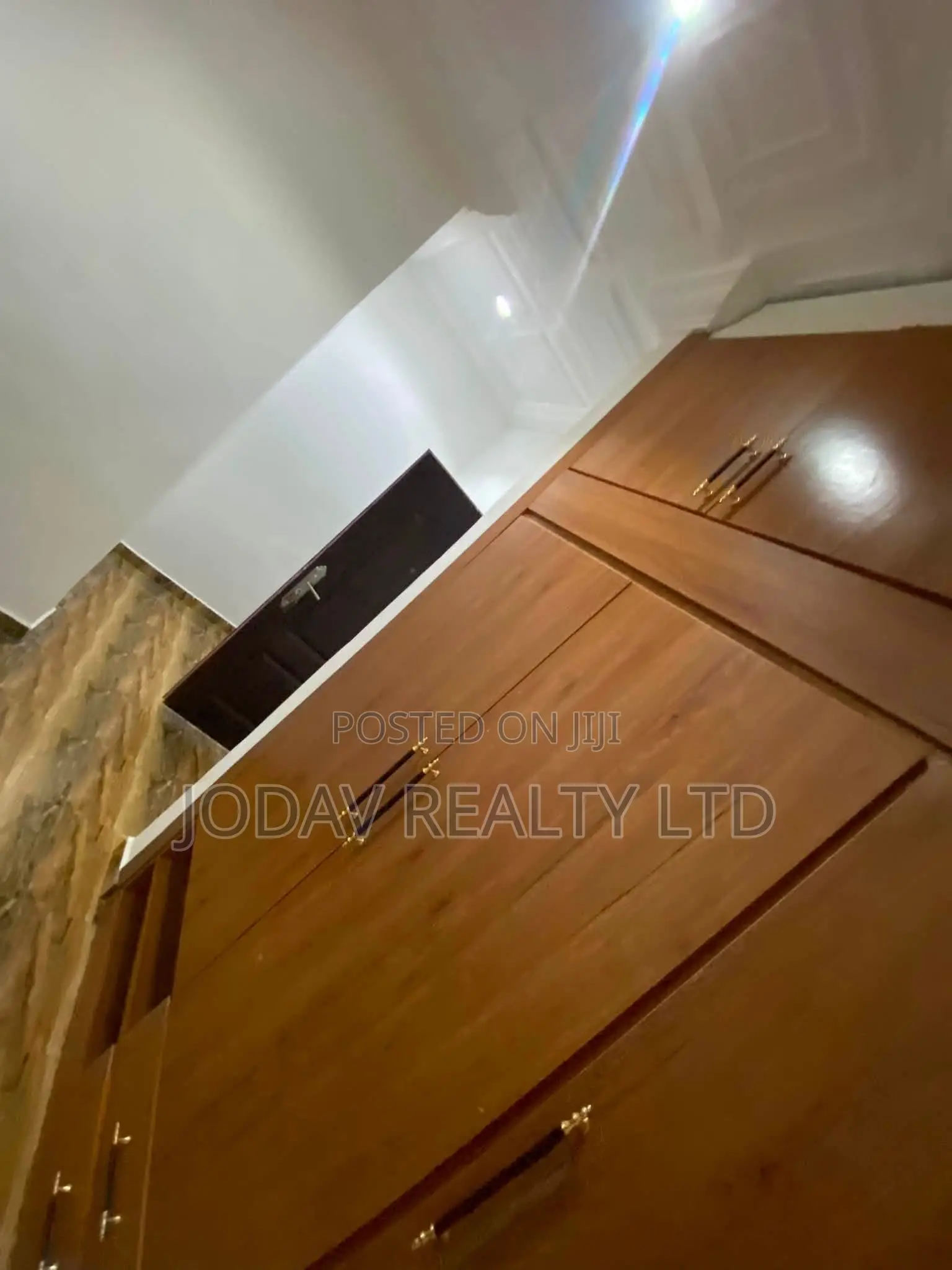 2bdrm Block of Flats in Bloomhill, Elimbu for rent