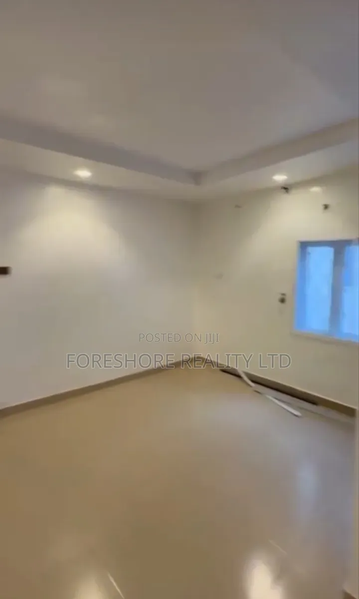 Mini Flat in Anthony Village for rent