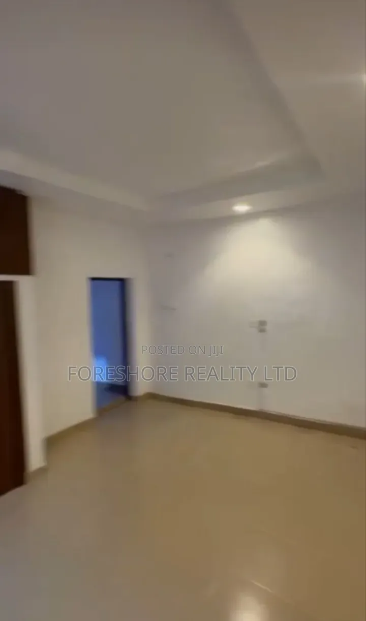 Mini Flat in Anthony Village for rent