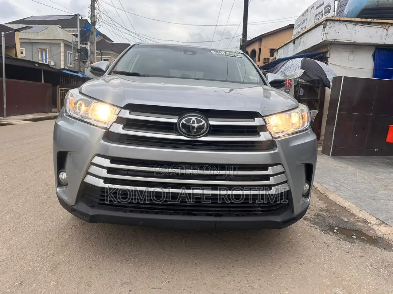 Toyota Highlander XLE 2019 Silver