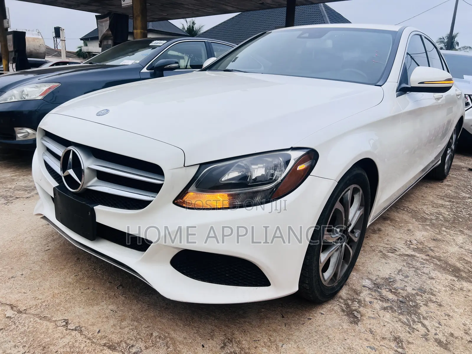 Mercedes-Benz C300 Base 4Matic Sedan AWD (2.0L 4cyl 7A) 2016 White