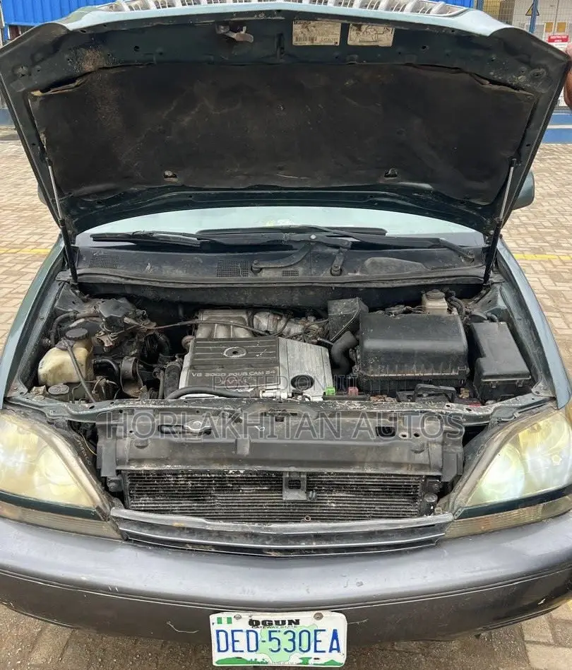 Lexus RX 300 4WD 2000 Green
