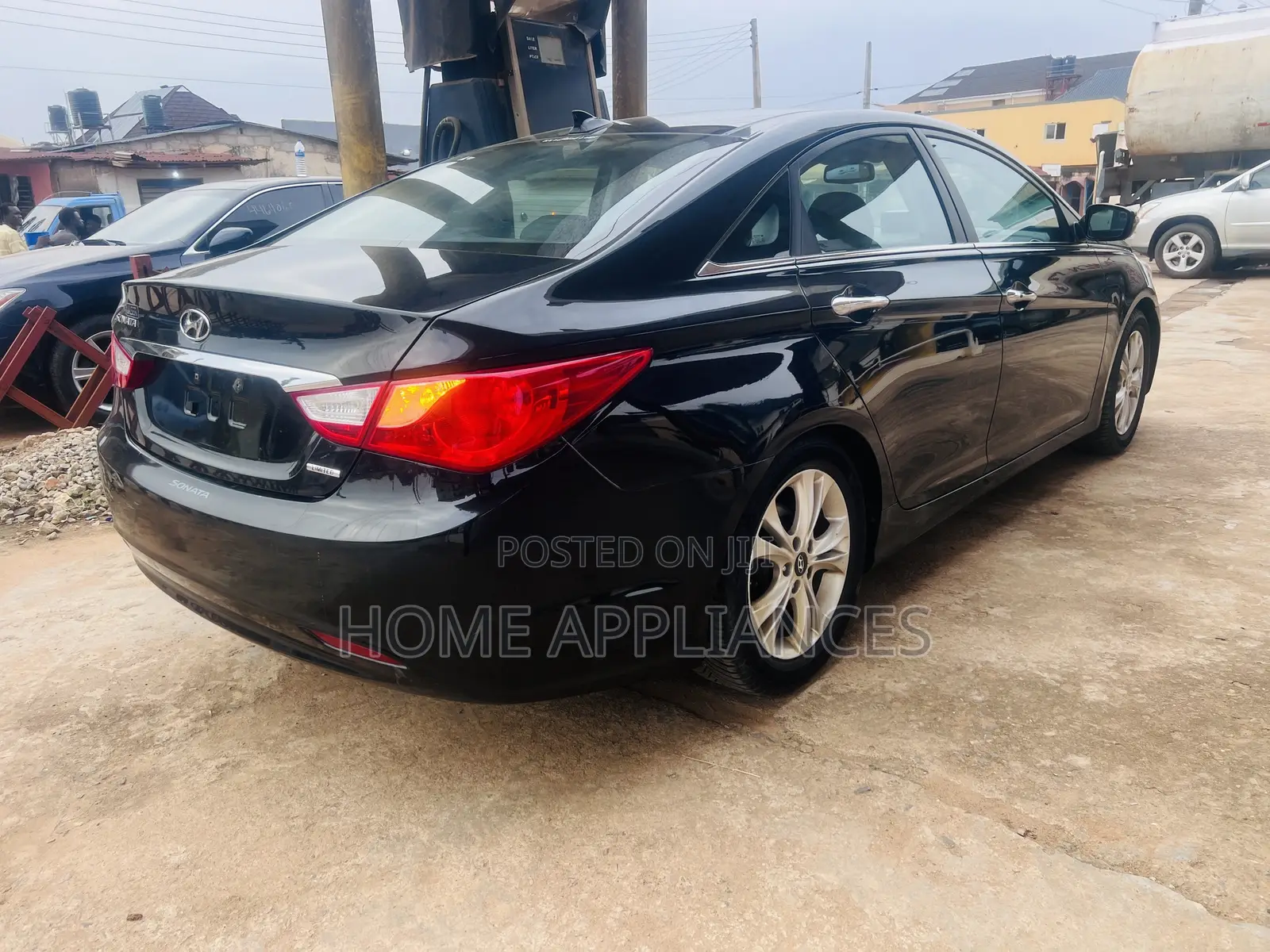 Hyundai Sonata Limited 2.0T Sedan (2.0L 4cyl 6A) 2013 Black