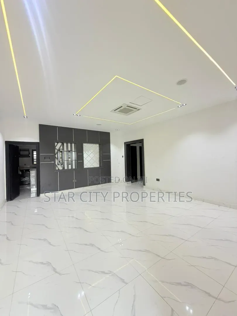 3bdrm Apartment in Gbagada Lagos for sale