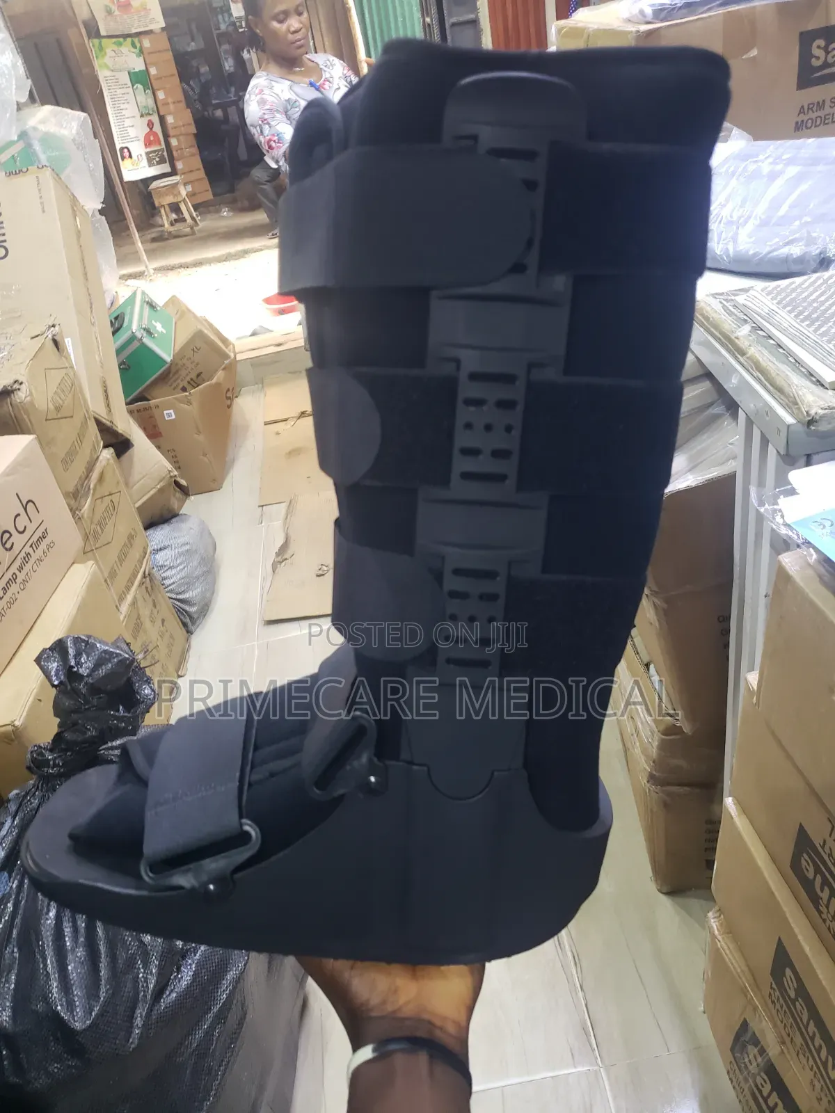 Air Walker Boot